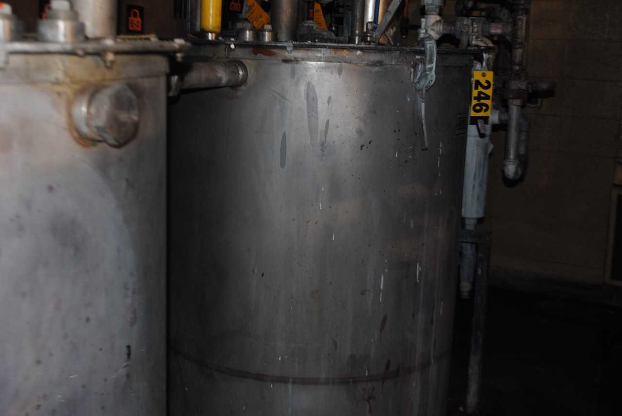 Binks Stainless Steel Mix Tank - MISCELLANEOUS