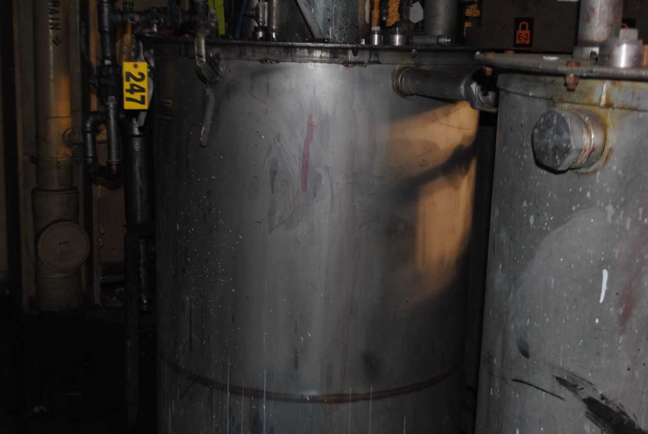 Binks Stainless Steel Mix Tank - MISCELLANEOUS