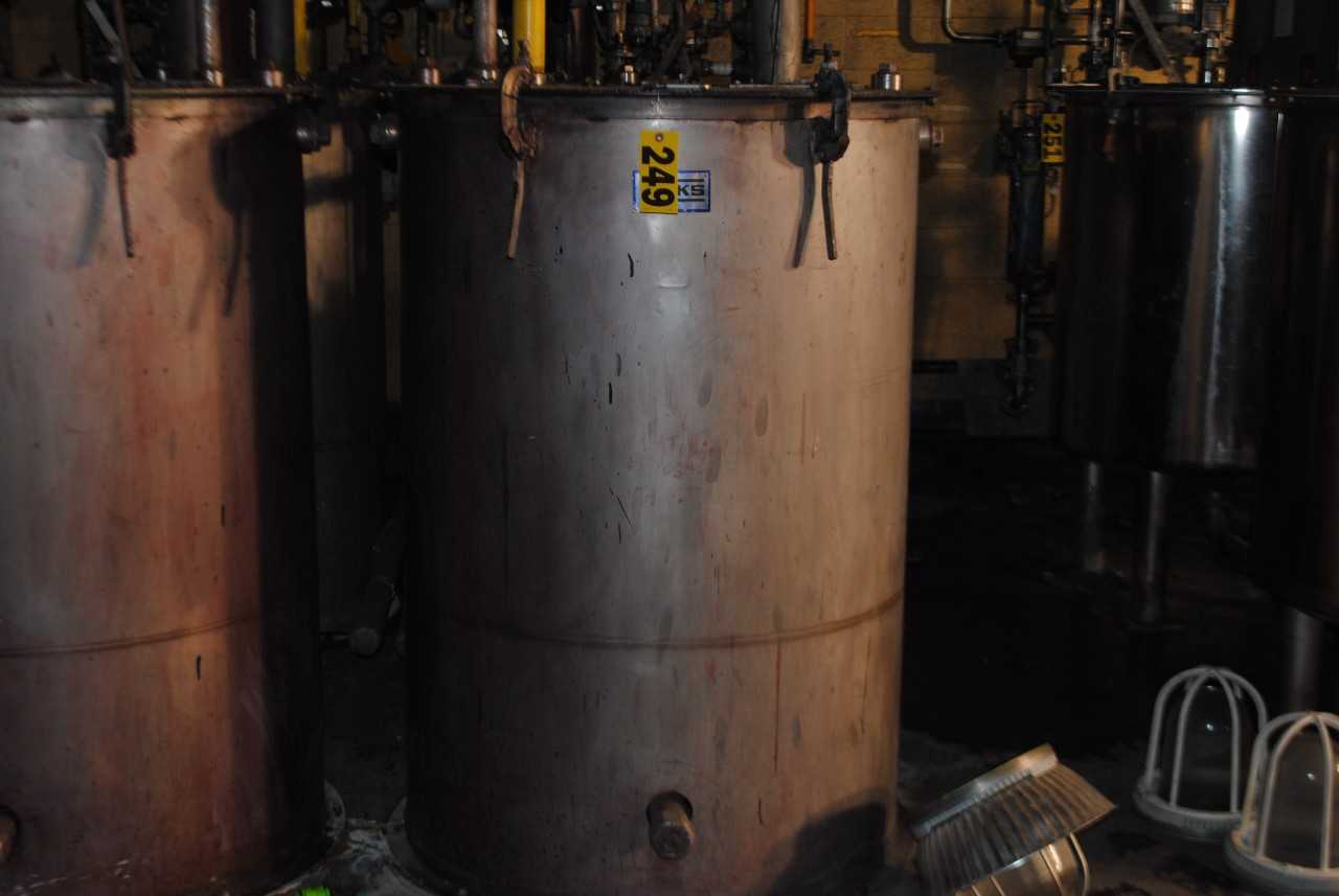 Binks Stainless Steel Mix Tank - MISCELLANEOUS