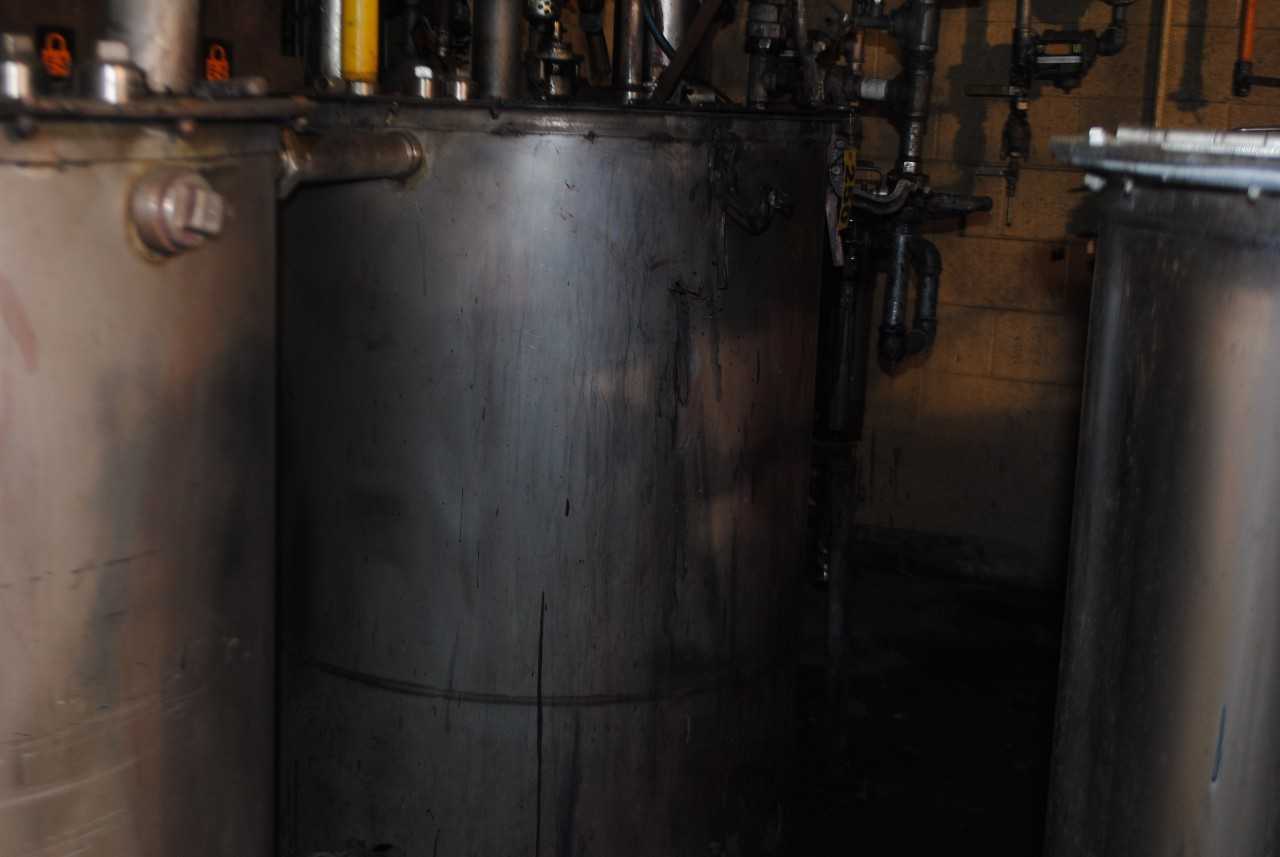 Binks Stainless Steel Mix Tank - MISCELLANEOUS