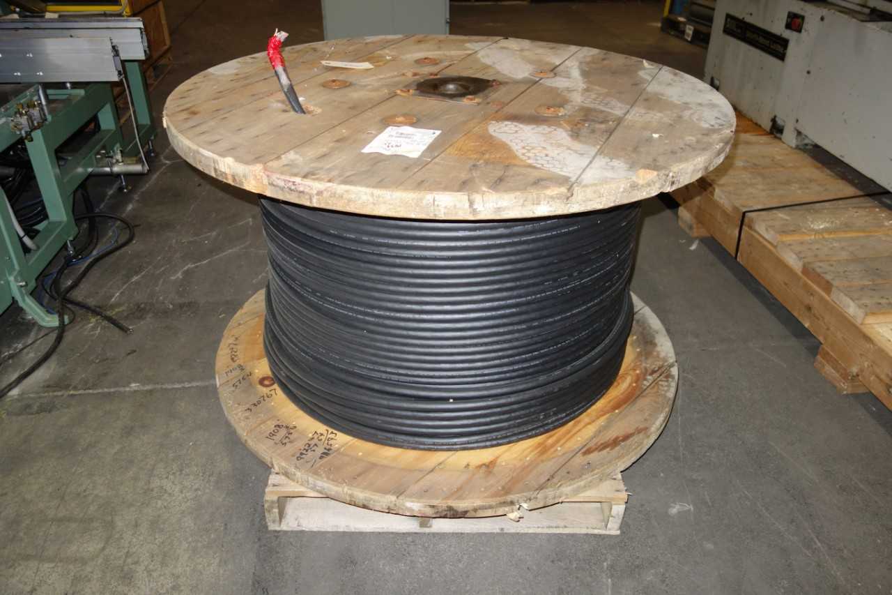 SPOOL OF SHIELDED CABLE - ELECTRICAL COMPONENTS