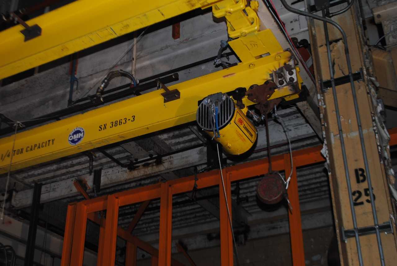 Overhead Freewheeling Crane - MISCELLANEOUS