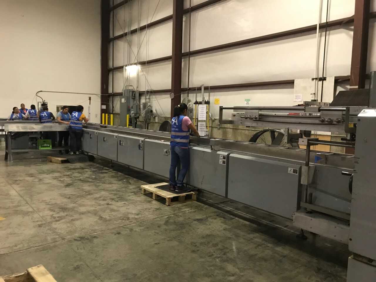Automatic Horizontal Barrel Cam Cartoner - Operational in great condition (90+ cartons/min) - HORIZONTAL BAND SAWS