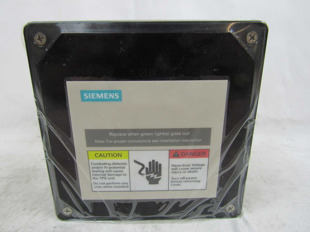 Quantity of 2x TPSC11080000000 SPD/Surge Protective Devices - VALVES