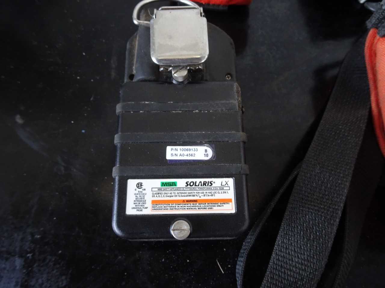 LOT OF 4 MSA SOLARIS Gas meters, safety devices - SAFETY EQUIPMENT