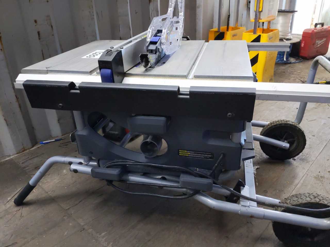 Kobalt 10" table saw - METAL SAWS