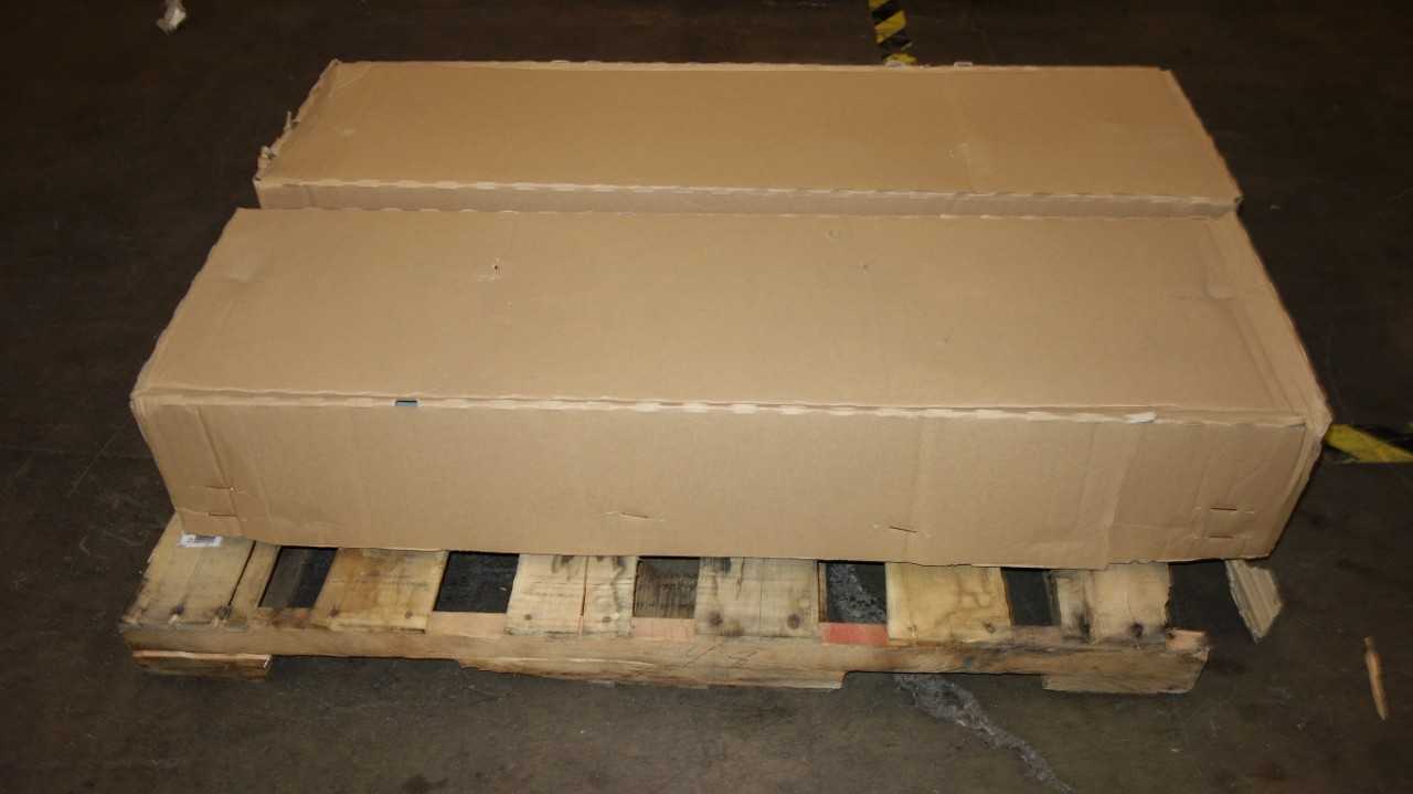 LOT OF 2 EATON 3MM412R12P 125A 4 SOCKET METER STACK PANELS - ELECTRIC POWER TOOLS