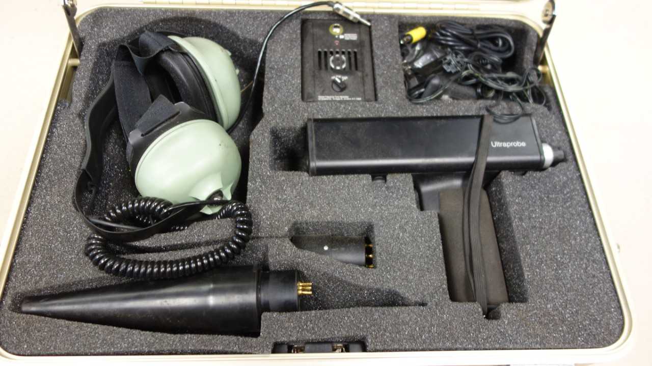 UE SYSTEMS ULTRAPROBE 2000MPH ULTRASONIC INSPECTION KIT - ELECTRICAL TESTING EQUIPMENT