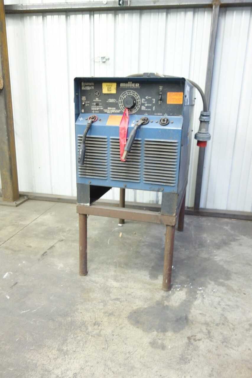 MILLER SRH-333 ARC WELDING POWER SOURCE - WELDING EQUIPMENT