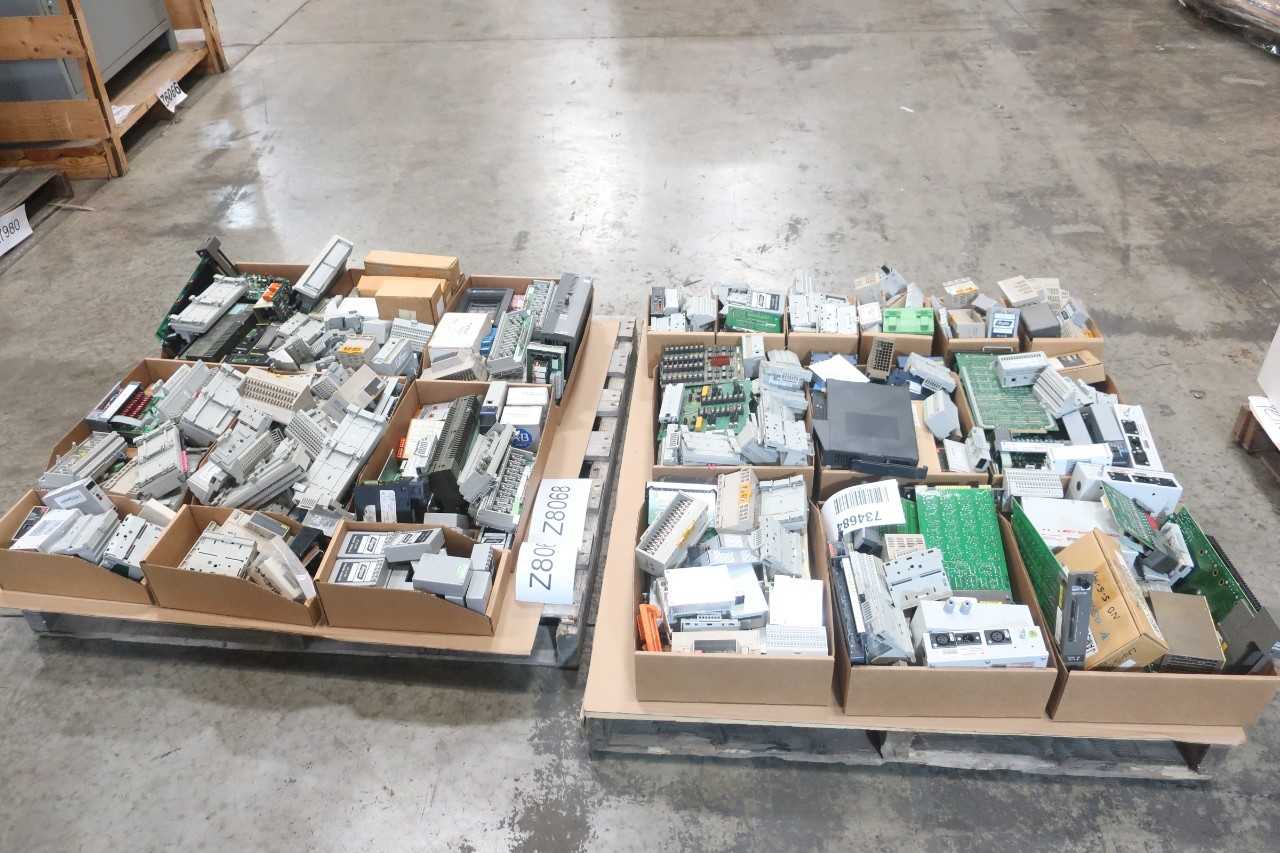 2 PALLETS OF ELECTRICAL CIRCUIT BOARDS, CONTROLLERS, MODULES, POWER SUPPLY- MITSUBISHI, ALLEN BRADLEY, YASKAWA - AUTOMATION & CONTROLS