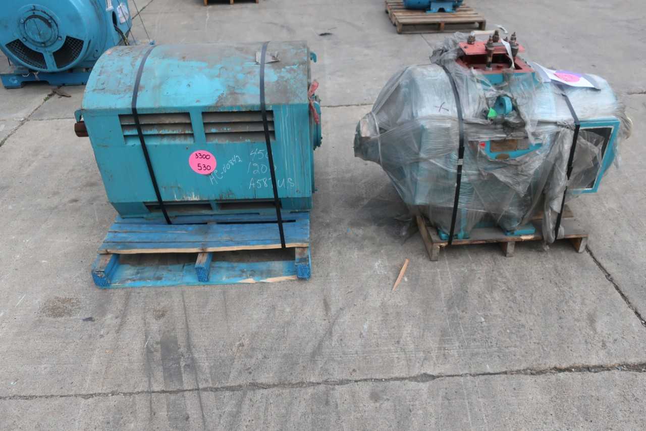 LOT OF 2 ASSORTED ELECTRICAL MOTORS - ELECTRIC MOTORS
