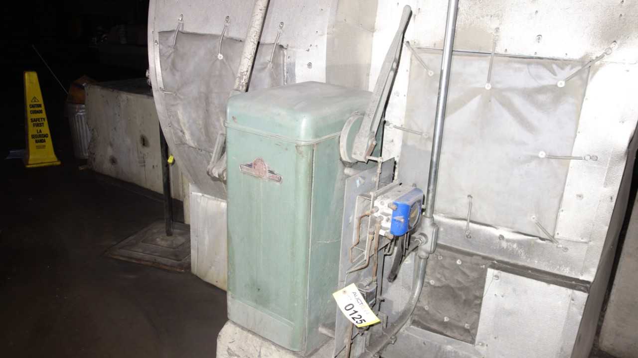 LOT OF 2 BAILEY METER CONTROL SYSTEM ACTUATOR - CONTROL VALVE