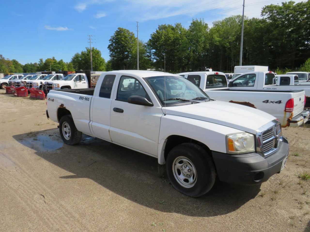 2005 DODGE DAKOTA 4X4 PICKUP TRUCK - HYDRO EXCAVATOR TRUCKS 2005 DODGE DAKOTA 4X4 PICKUP TRUCK - HYDRO EXCAVATOR TRUCKS