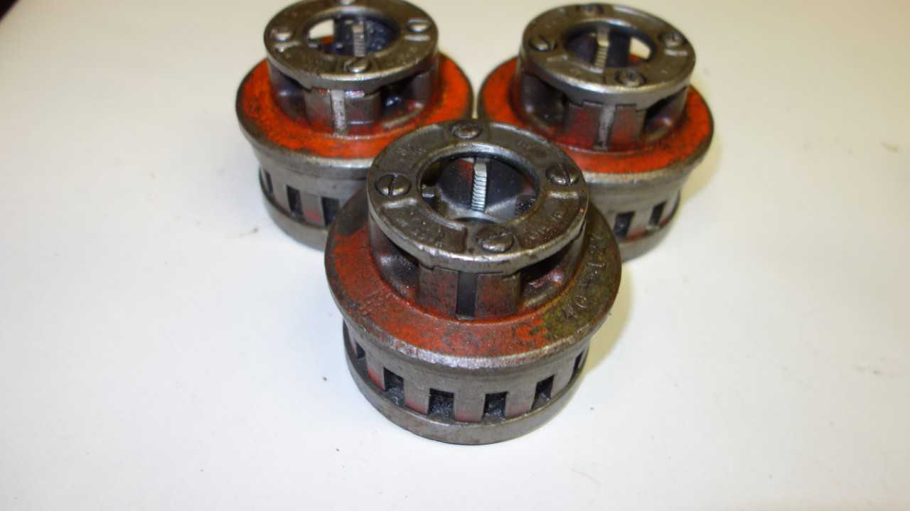 LOT OF 3 RIDGID 3/4 IN DIE HEADS - ELECTRIC POWER TOOLS