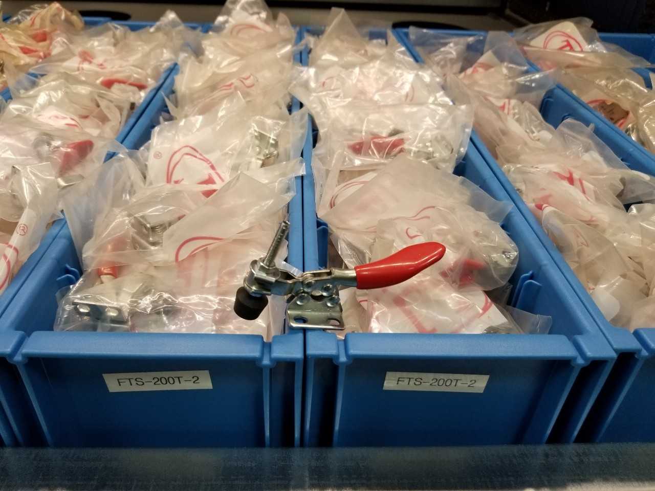 Horizontal Toggle Clamp 200T-2, Lot of 20 - MISCELLANEOUS