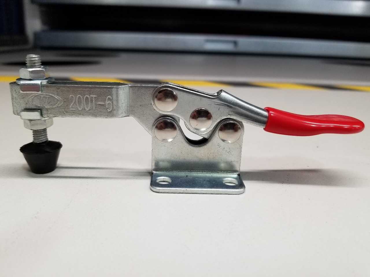 Horizontal Toggle Clamp 200T-6, Lot of 20 - MISCELLANEOUS
