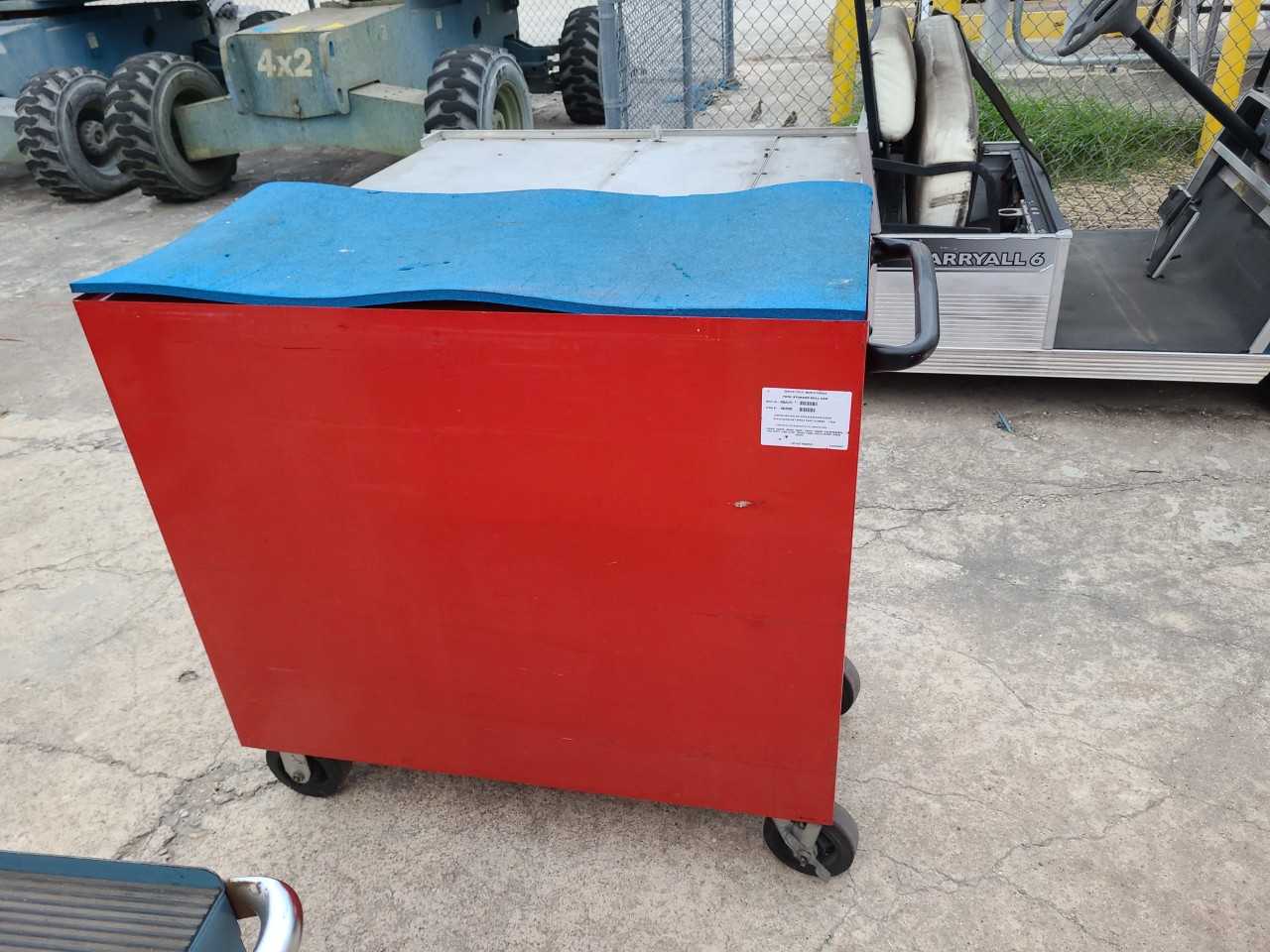 snap-on 7 drawer tool crib (Lot 2586584) San Antonio, TX - TOOL STORAGE