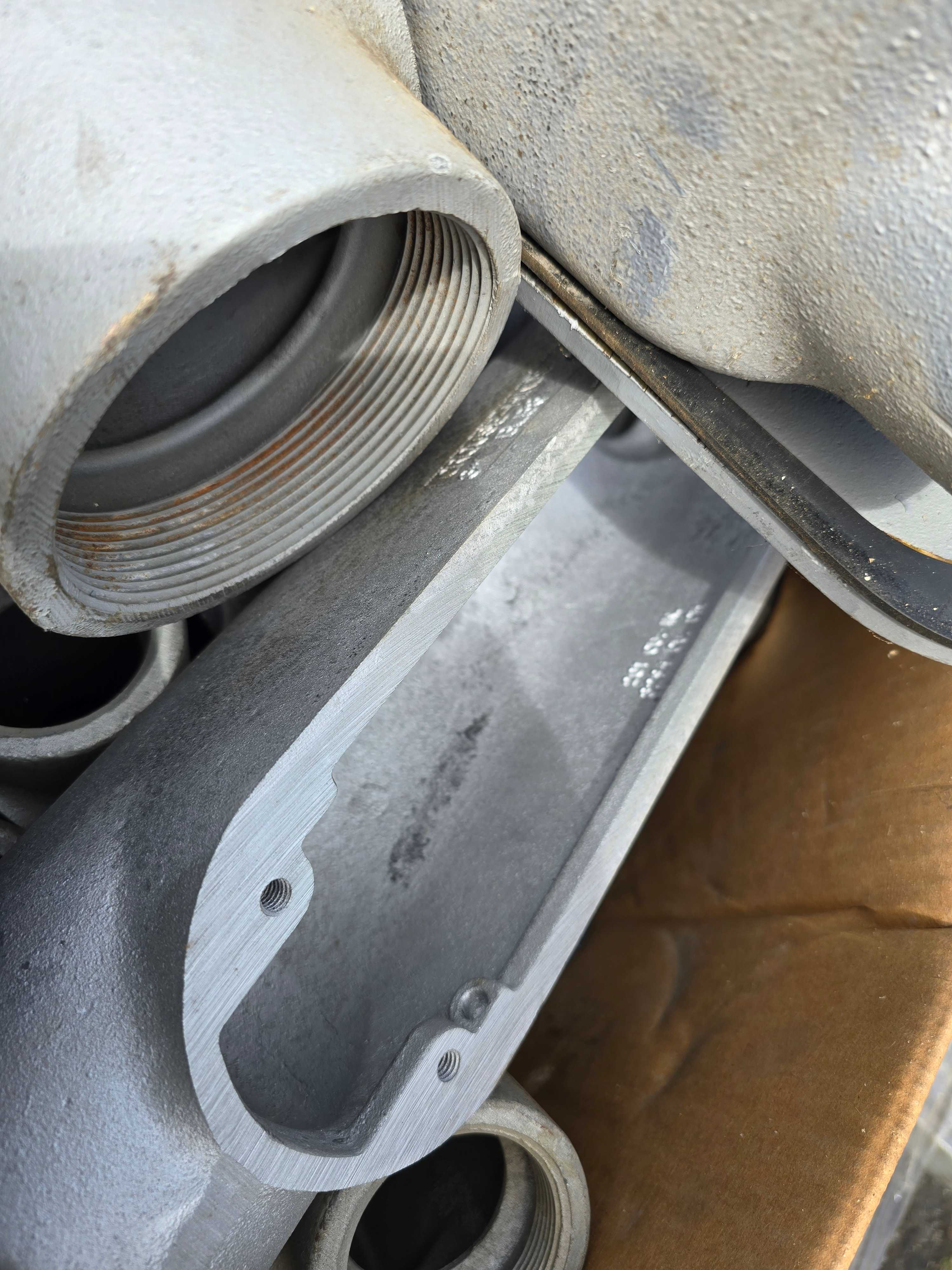 SKID OF CONDUIT BODIES - CONDUIT