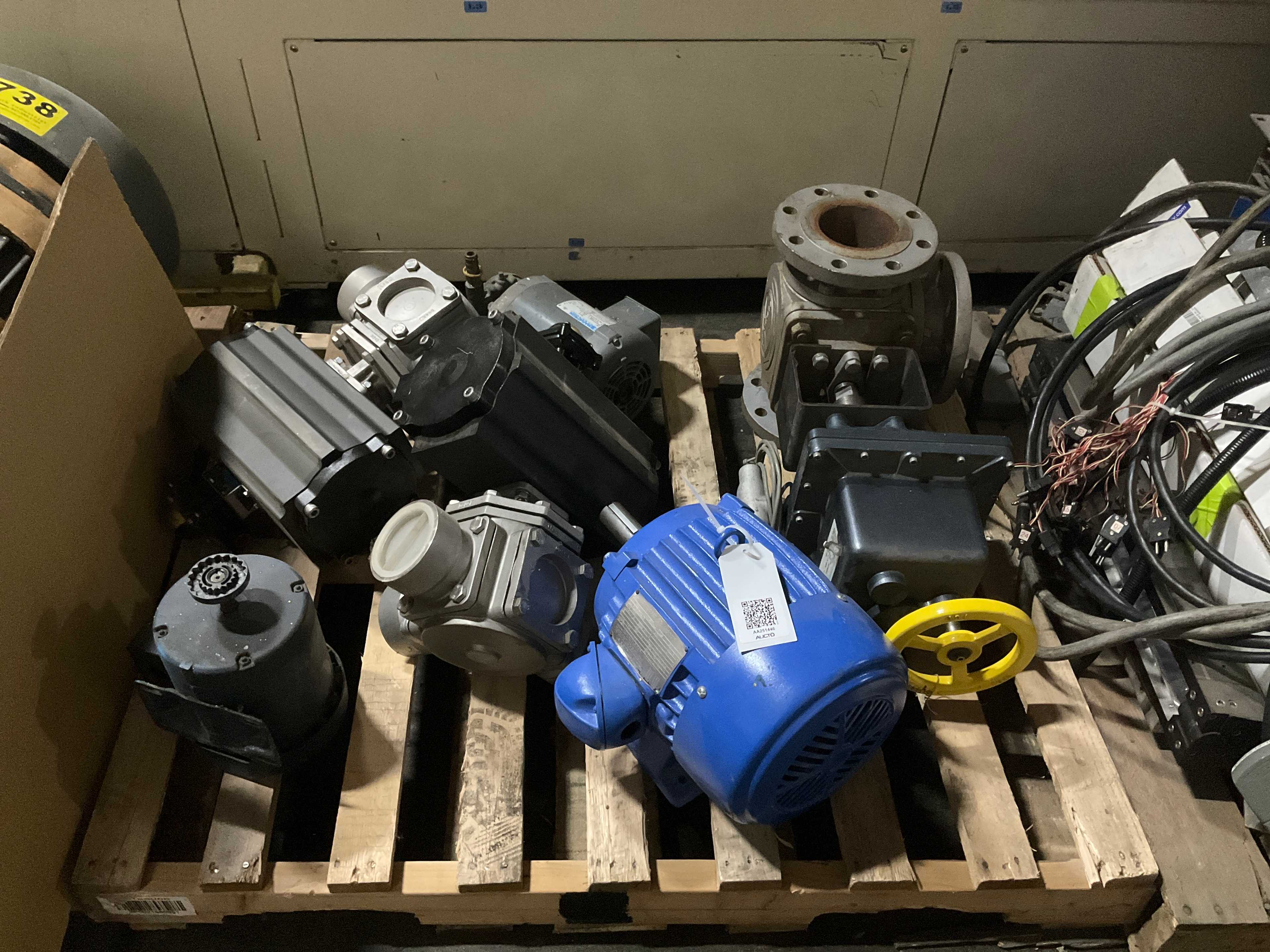 BULK LOT OF MOTORS AND VALVES - INDUSTRIAL PARTS BULK LOT OF MOTORS AND VALVES - INDUSTRIAL PARTS