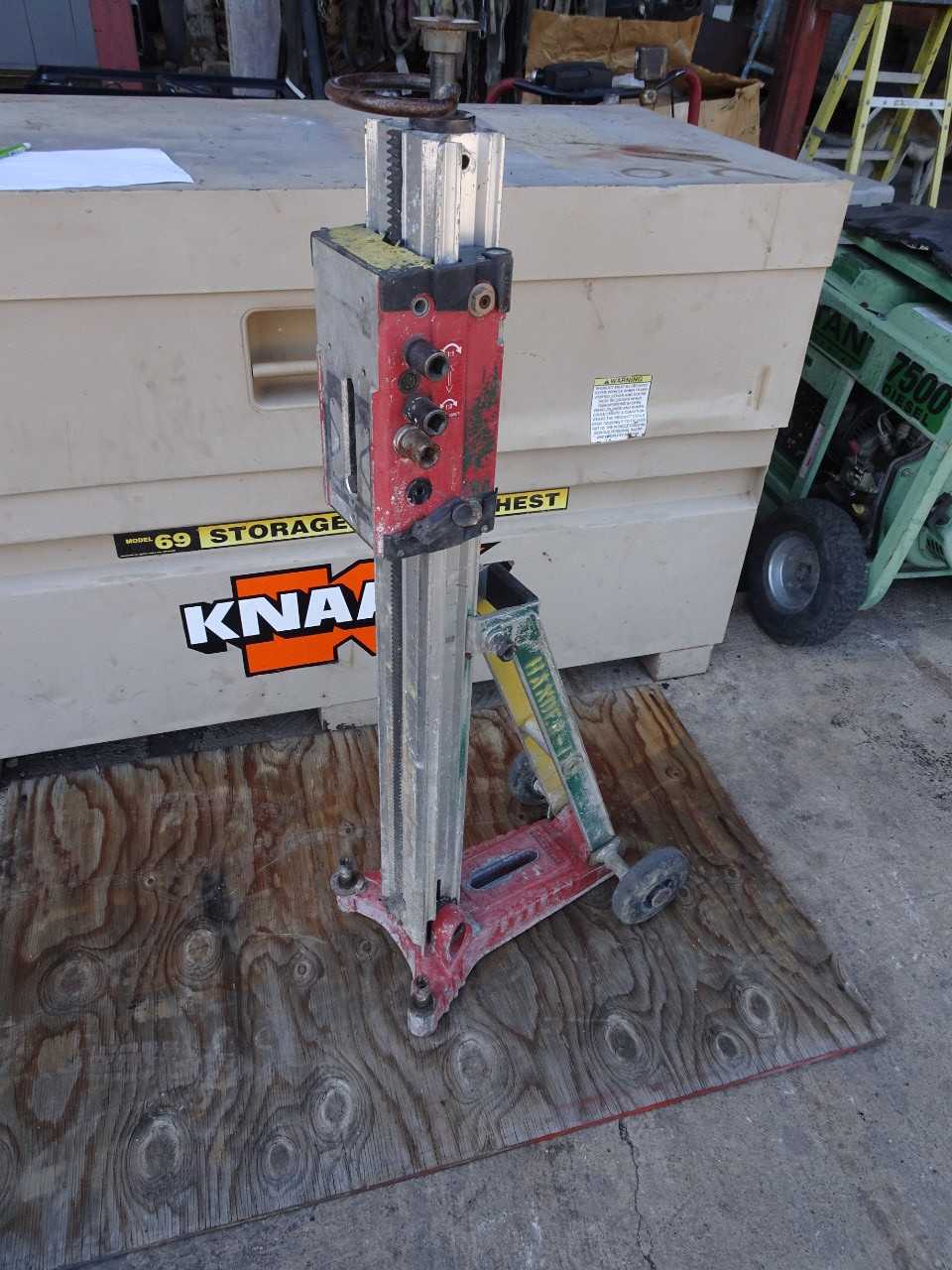 HILTI CORE DRILL STAND - ELECTRIC POWER TOOLS