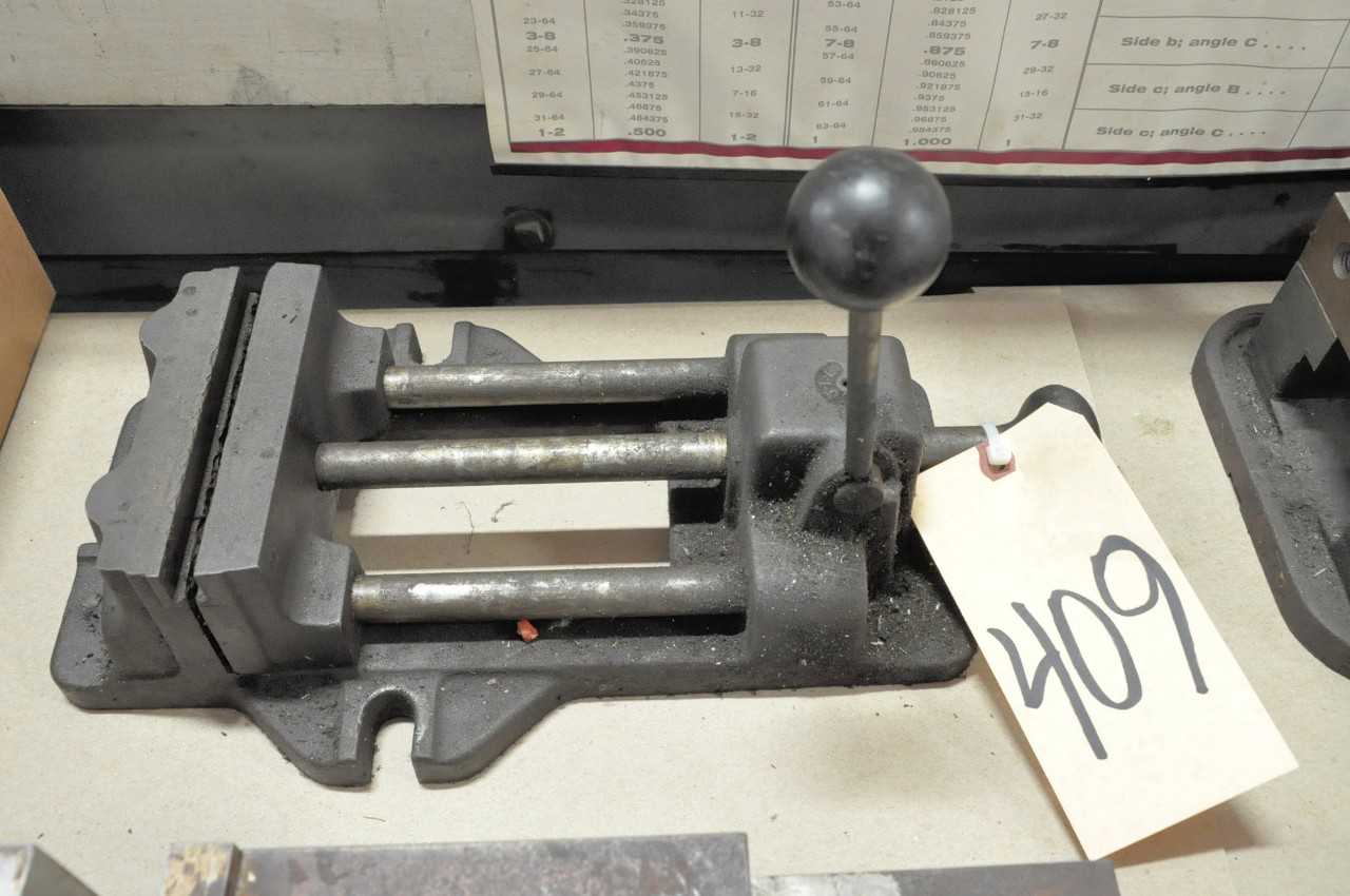 Slide Type Machine Vise - MACHINING EQUIPMENT