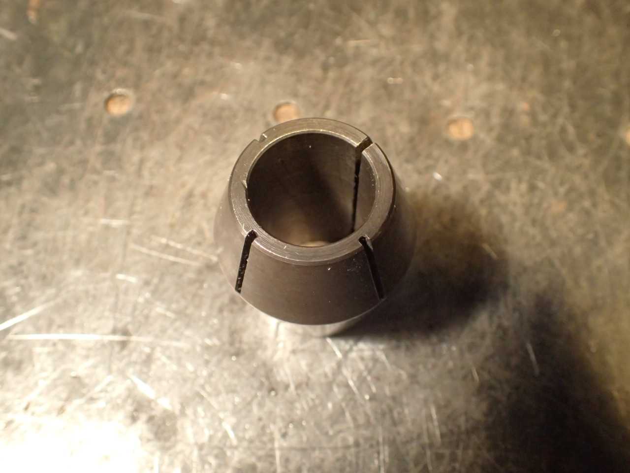 Universal Engineering Series ZZ Double Taper Collet: 7/8" Round Smooth - HOLEMAKING TOOLS