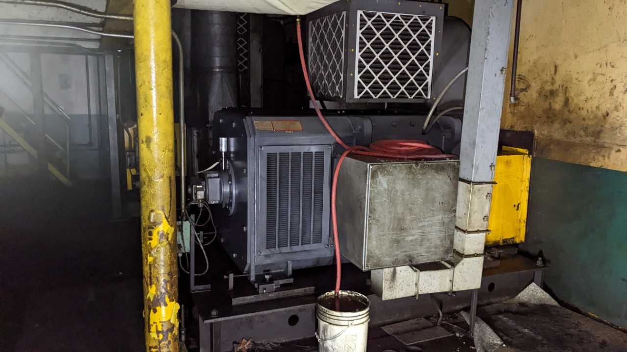 General Electric 800HP Direct Current motor - ELECTRIC MOTORS