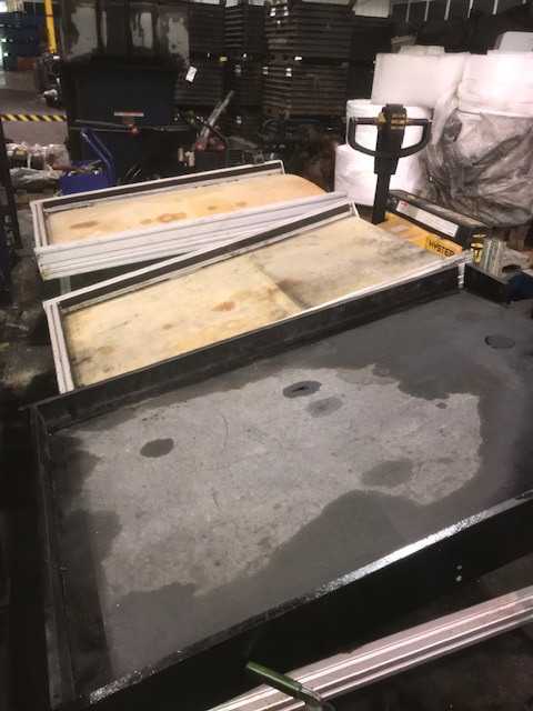 Lot of 3 Sort Tables - Small - MISCELLANEOUS