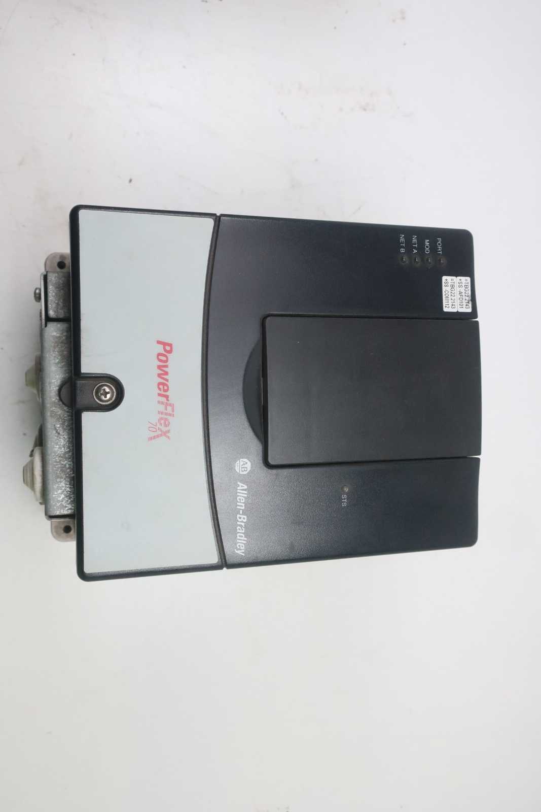 1 LOT OF 3 ALLEN BRADLEY 20AD014A0AYNANCO POWERFLEX 70 POWERFLEX 70 10HP 432-528V-AC 0-460V-AC 47-63HZ 60HZ 12.4A AMP 14A AMP AC MOTOR DRIVE - MOTOR DRIVES