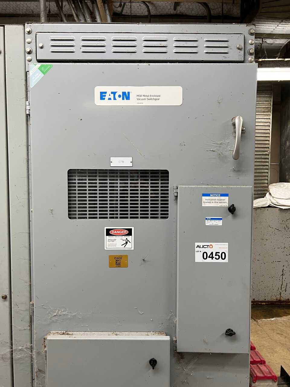 Eaton VCP vacuum breaker & switchgear - CIRCUIT BREAKERS
