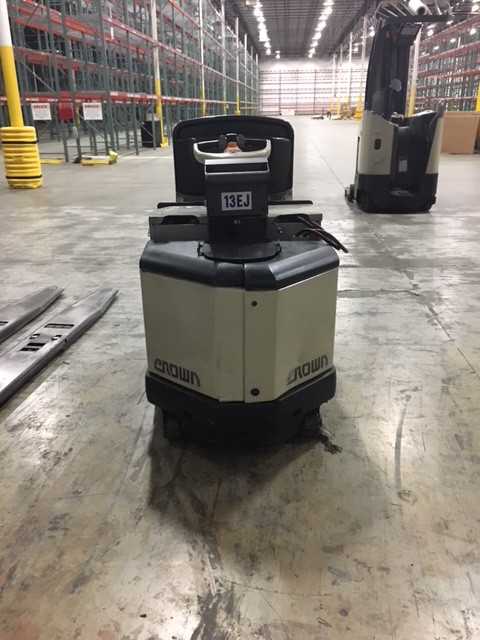2012 CROWN PC4500-80 CENTER RIDER PALLET JACK, SUWANEE, GA - MATERIAL HANDLING