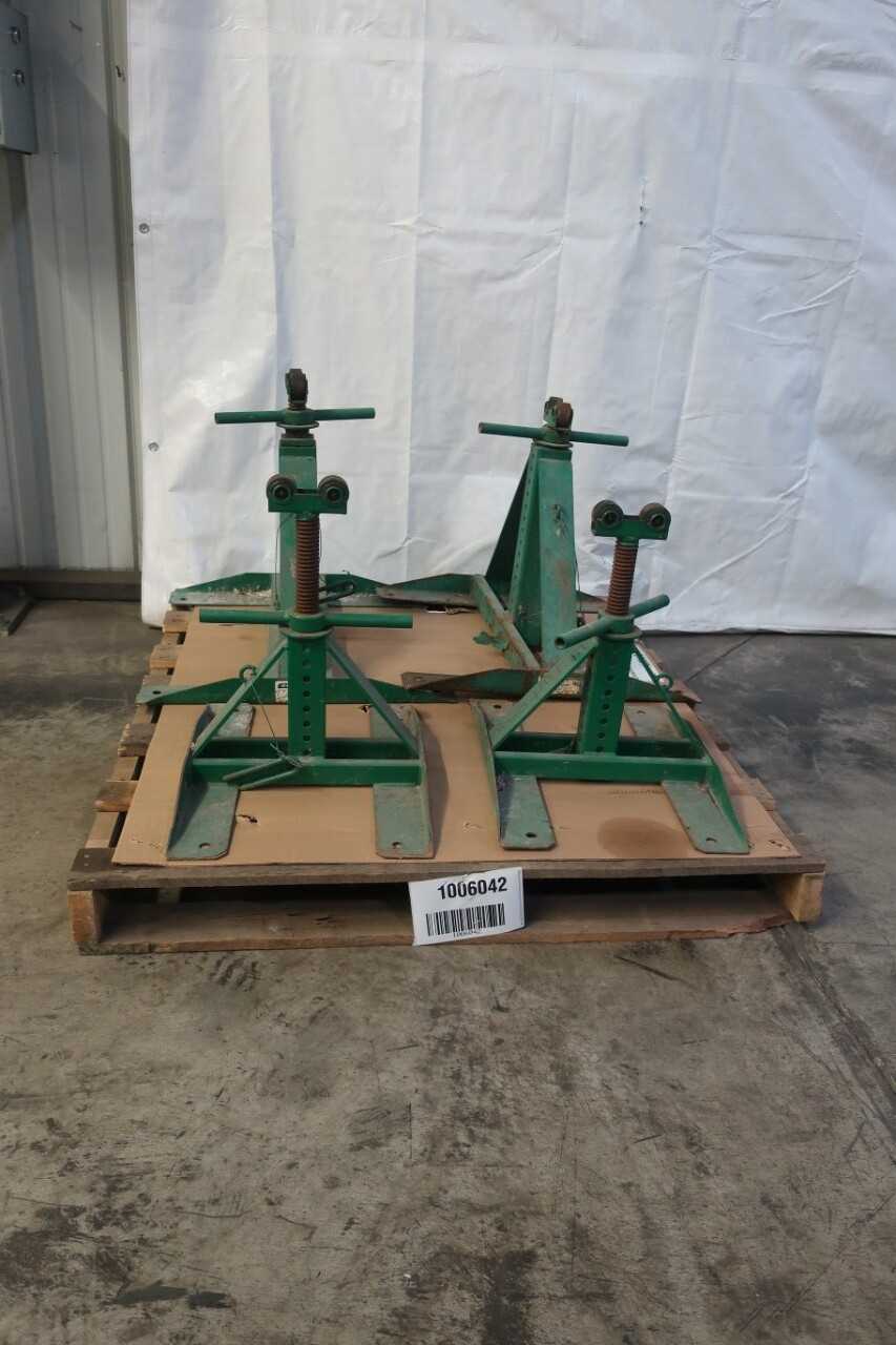LOT OF 4 GREENLEE REEL STANDS - ELECTRIC POWER TOOLS