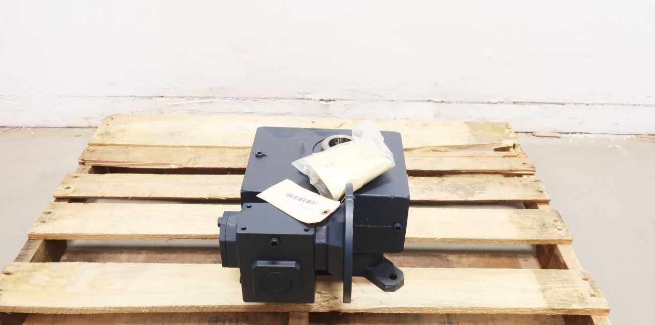 GROVE GEAR NH-DFHMQ-832-1000-HLX-56-26 1000:1 GEAR REDUCER - GEAR REDUCERS GROVE GEAR NH-DFHMQ-832-1000-HLX-56-26 1000:1 GEAR REDUCER - GEAR REDUCERS