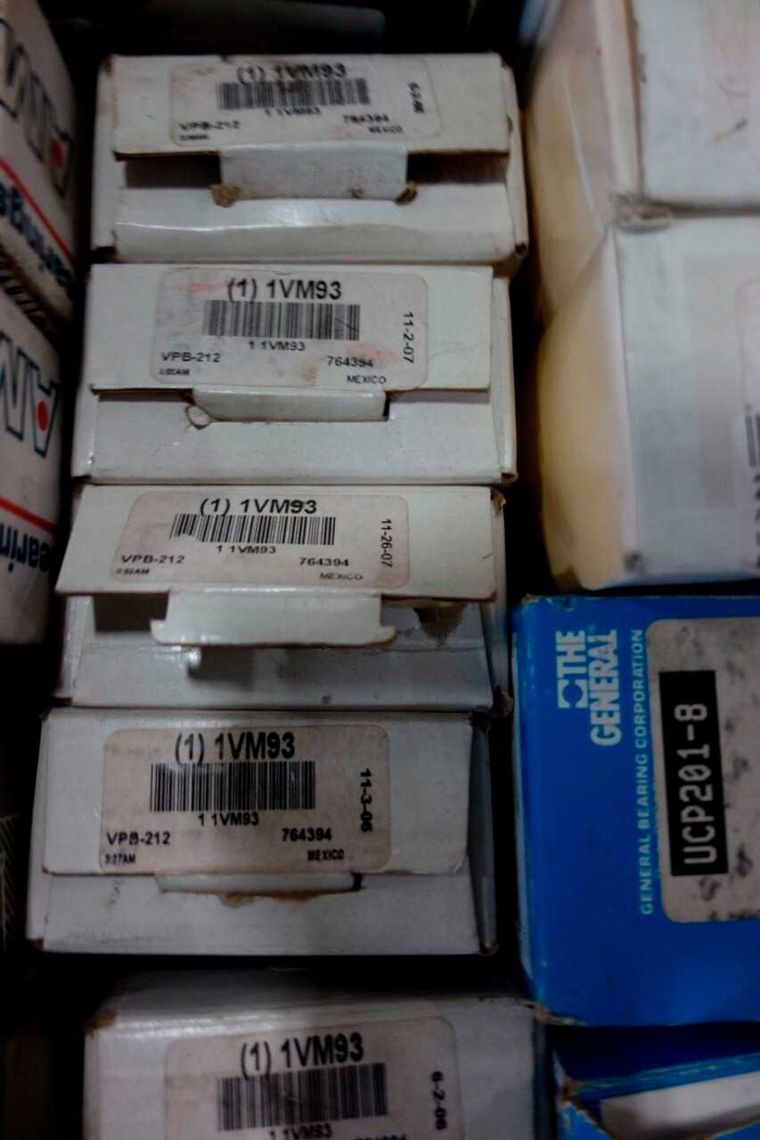 1 PALLET OF ASSORTED BEARINGS AND BEARING ACCESSORIES - BEARINGS
