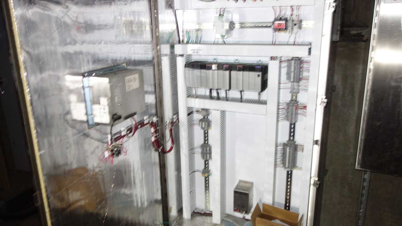 RICE LAKE 69771 WEIGH SCALE CONTROL PANEL W/ ALLEN BRADLEY 1756 CONTROLLOGIX MODULE RACK - AUTOMATION & CONTROLS