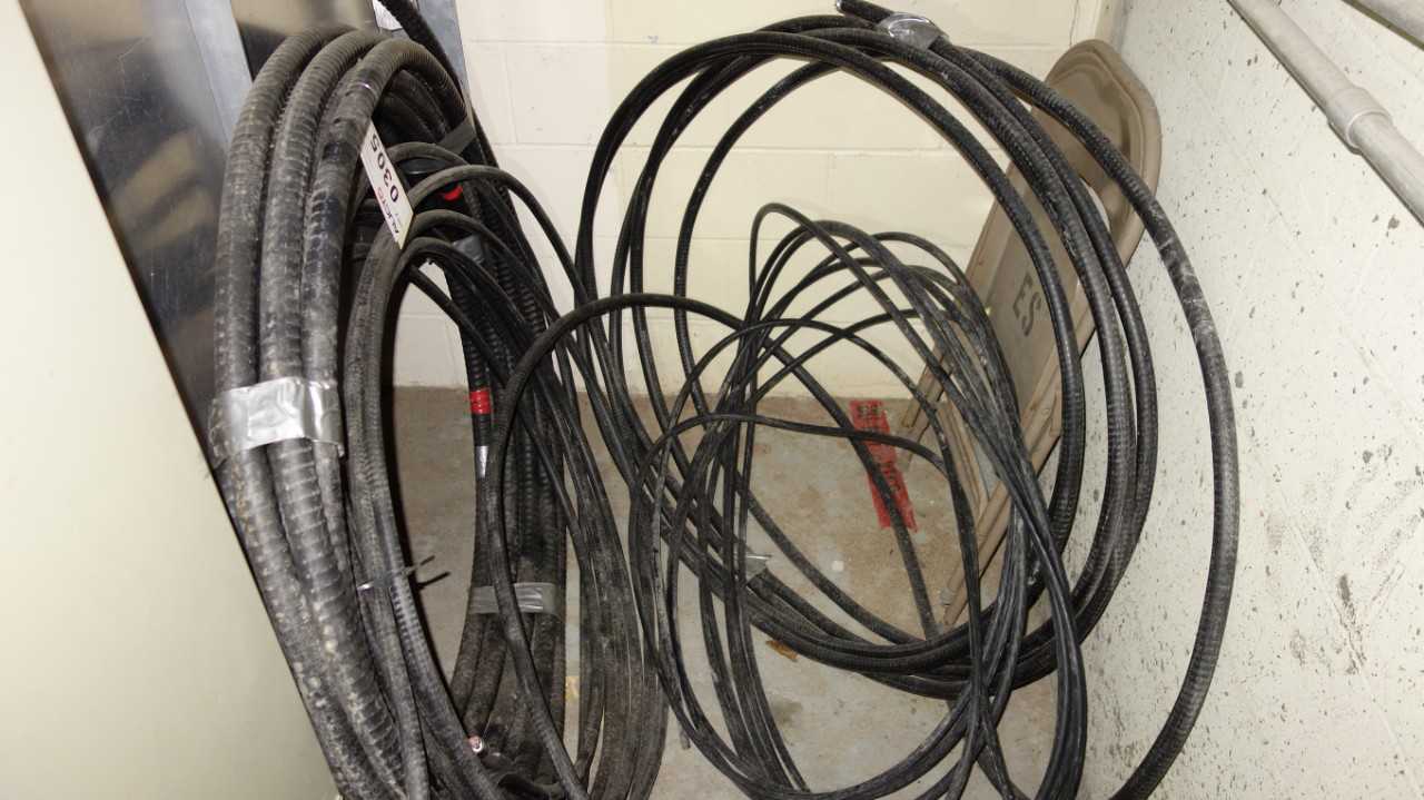 LOT OF ASSORTED COPPER CABLE WIRE