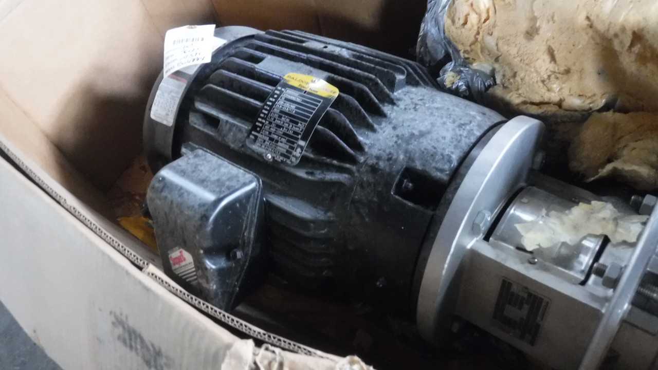 10 HP 3600 RPM 213TC Baldor Reliance Motor With Pump - ELECTRIC MOTORS
