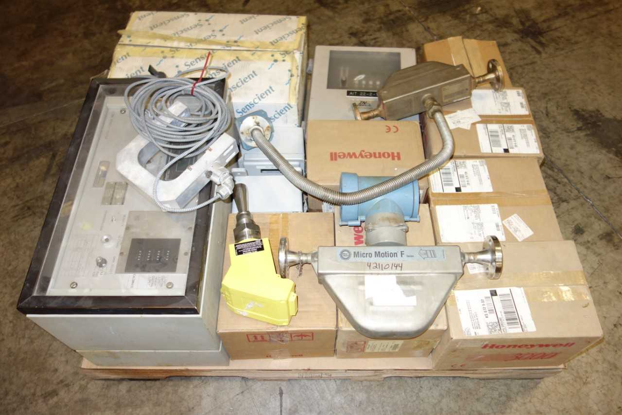 1 PALLET OF ASSORTED TEST EQUIPMENT, FLOW METERS, PRESSURE TRANSMITTERS - INSTRUMENTATION