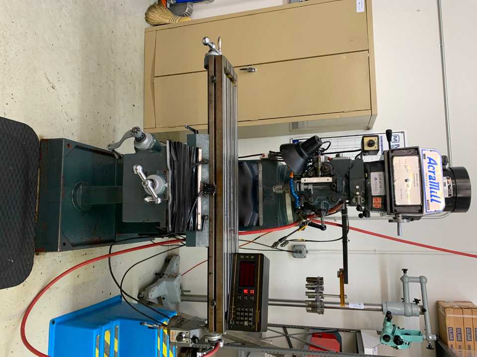 AcraMill Manual Knee Mill - MILLING MACHINES