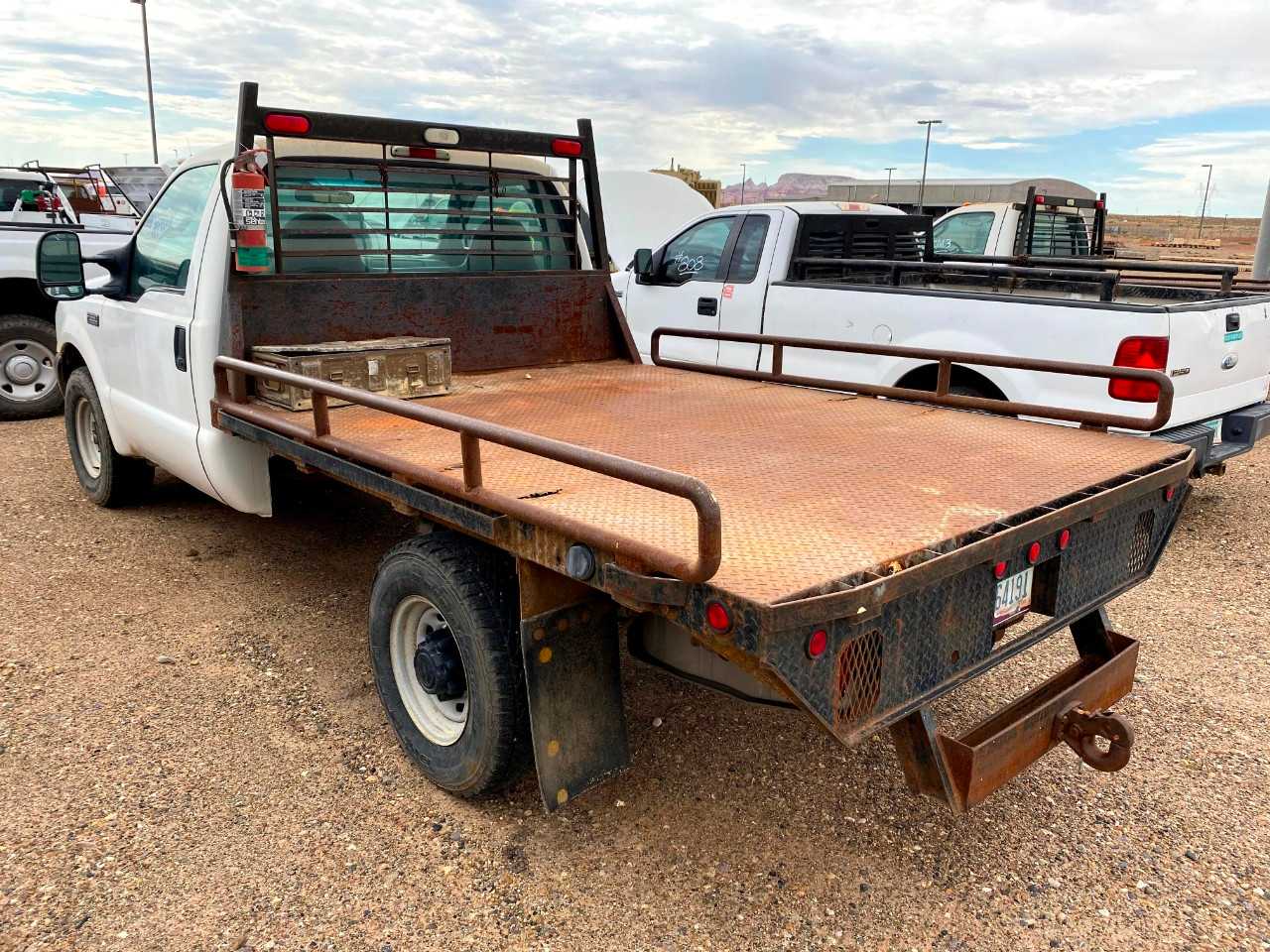 2004 Ford F-350 Super Duty 4x2 Regular Cab Pickup Truck w/ Flatbed - HYDRO EXCAVATOR TRUCKS