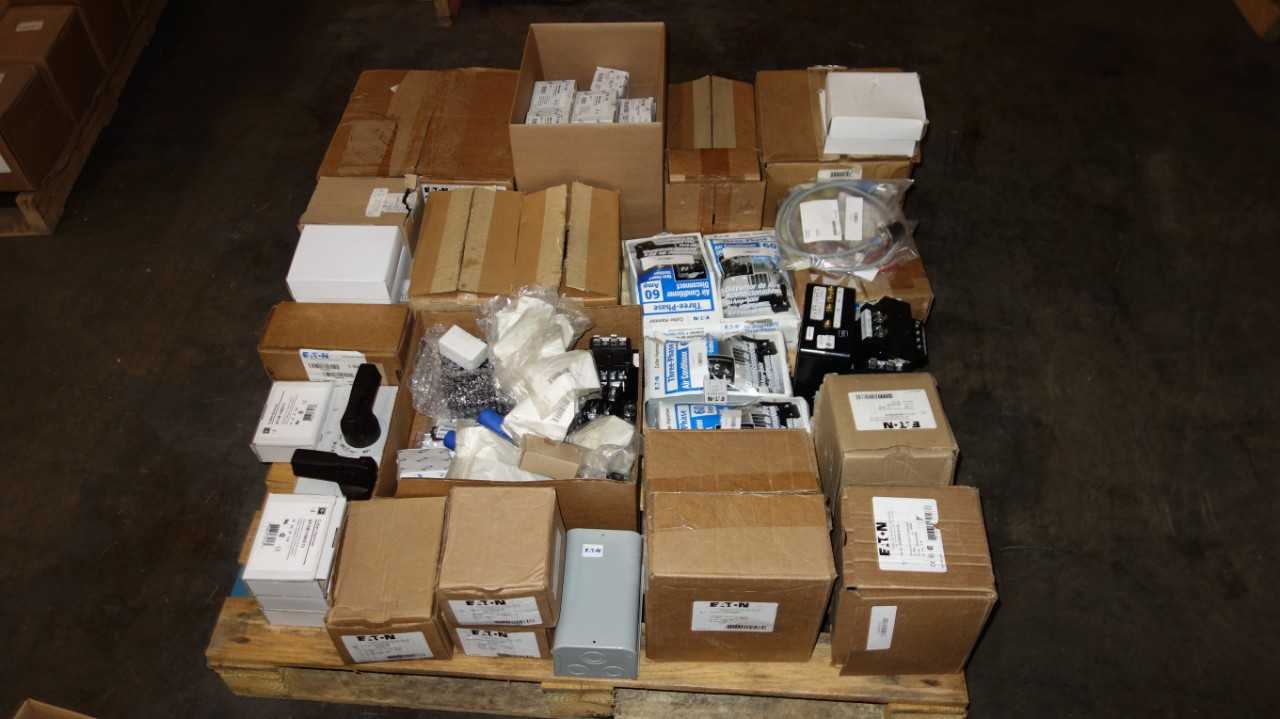1 PALLET OF ASSORTED EATON ELECTRIC PARTS, TRANSFORMERS - CONTROL TRANSFORMERS