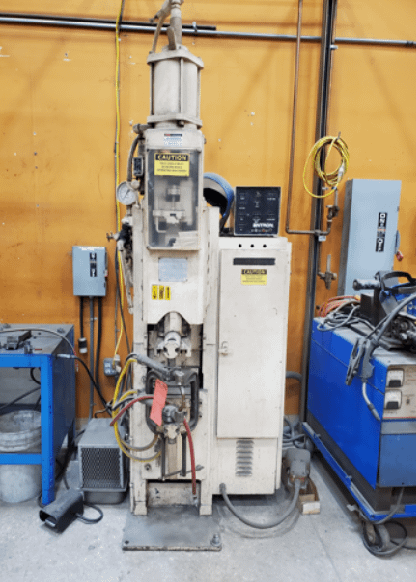 Taylor ENG-12100 Welder - WELDING EQUIPMENT
