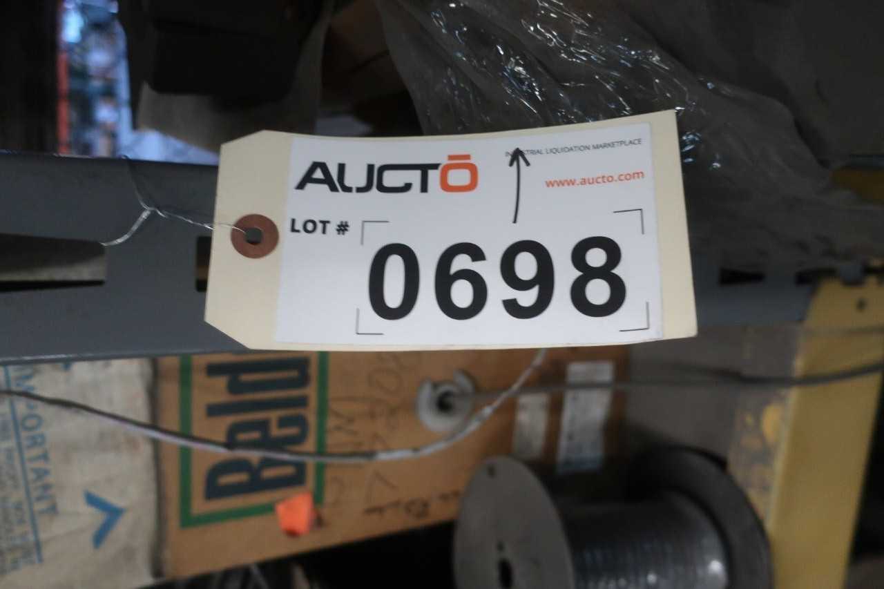 CONTENTS OF 1X SECTIONS OF PALLET RACKING, AC-MOTORS, ELECTICAL, FILTERS - ELECTRIC MOTORS