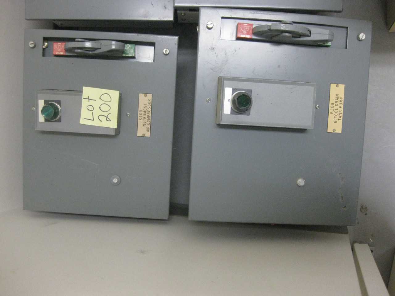 Allen Bradley MCC buckets SIZE 2 STR 50A BREAKERS QTY 2 - MOTOR CONTROL CENTERS