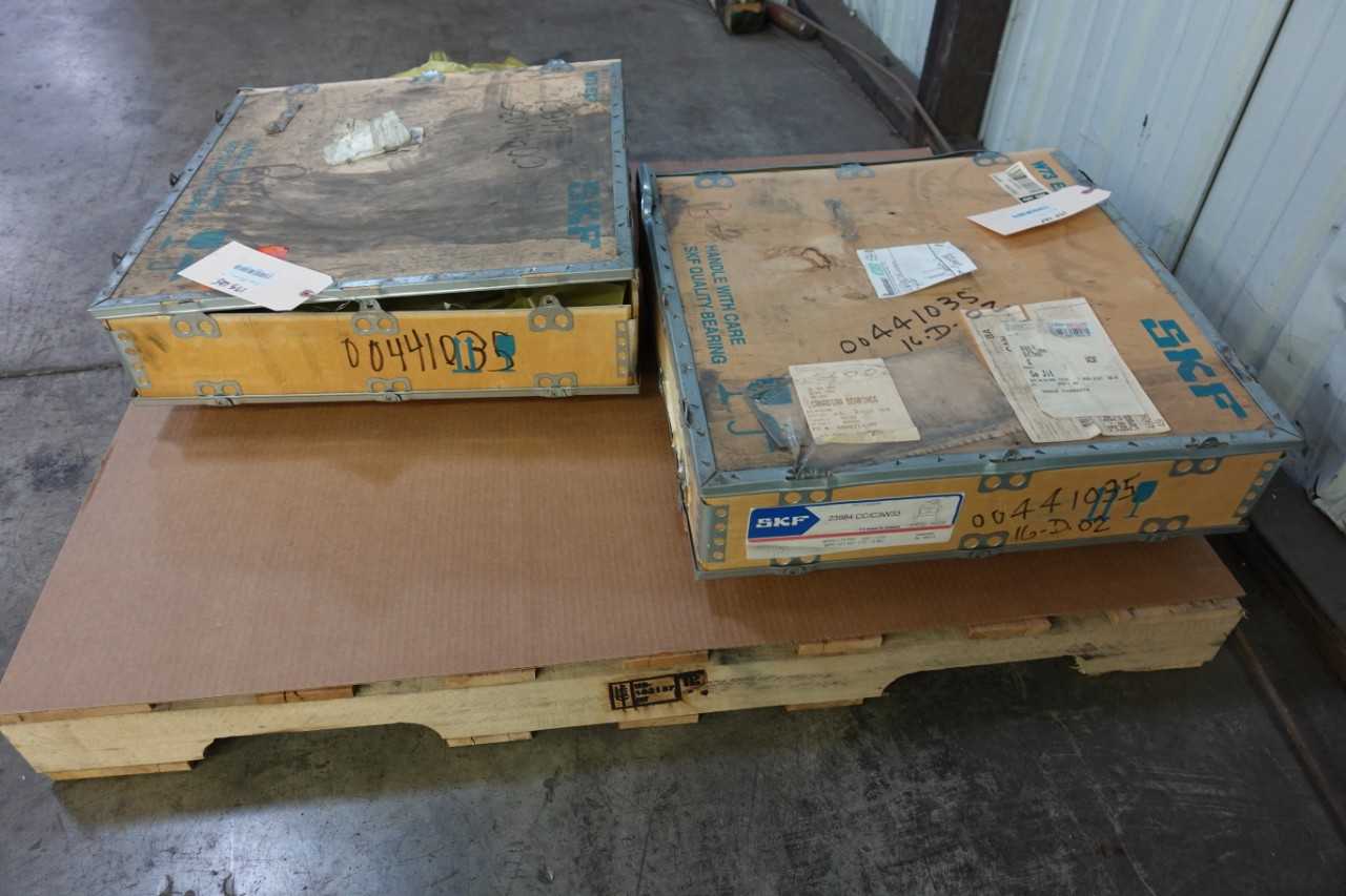 LOT OF 2 SKF 23984 CC/C3W33 ROLLER BEARINGS - BEARINGS