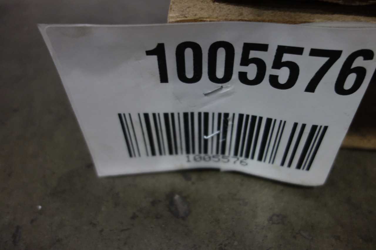 3 PALLETS OF ASSORTED CHAINS - HAND TOOLS