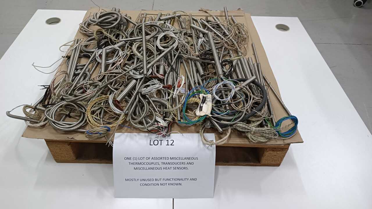 ONE (1) LOT OF ASSORTED MISCELLANEOUS THERMOCOUPLES, TRANSDUCERS AND MISCELLANEOUS HEAT SENSORS. - ELECTRICAL PARTS