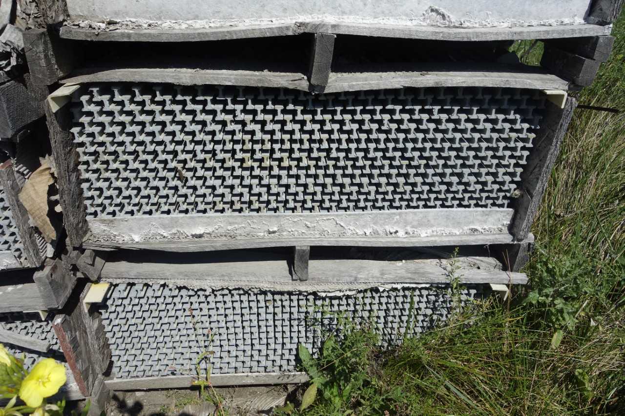 BUNDLE OF 14 STRONGWELL I-6000 DURAGRID 1IN 36IN 240IN PHENOLIC FIRE INTEGRITY COMPOSITE GRATING - SAFETY EQUIPMENT