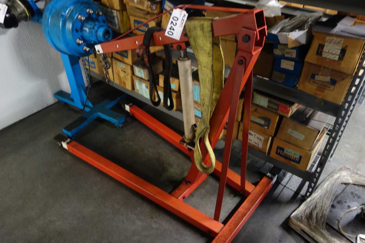 Banner B67589 2 ton portable crane/engine hoist - LIFTING EQUIPMENT