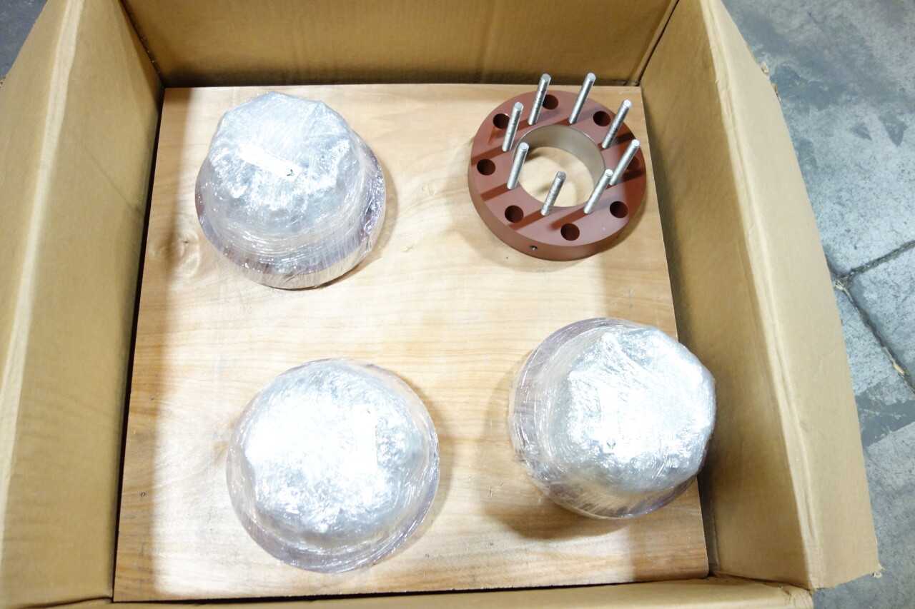 LOT OF 12 COOK COMPRESSION VALVE CAPS - VALVES